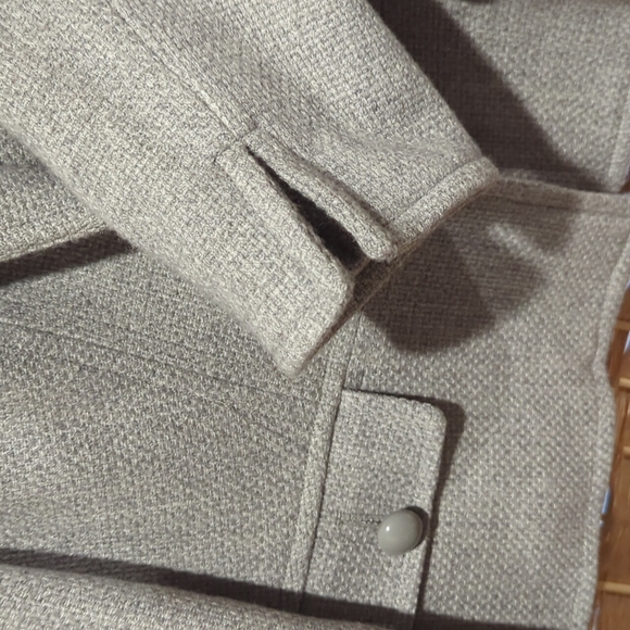 Talbots grey blazer - Picture 4 of 4